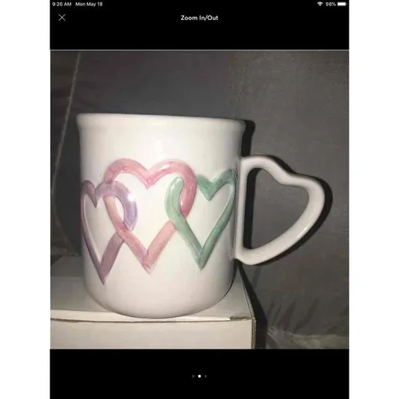 Mary Kay Ceramic Heart Mug NIB - Picture 2 of 3